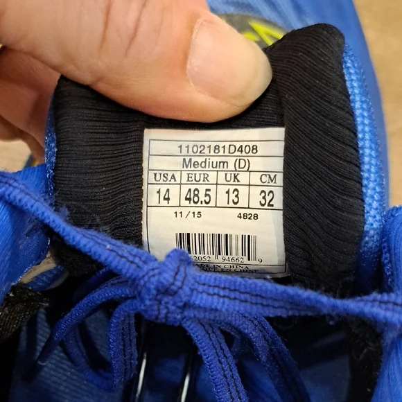 Brooks Blue and Yellow Transcend 3 Running Shoes - Picture 3 of 12